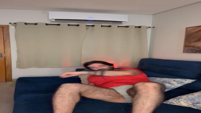 Vídeo vol. 2 do lobisomem brabo pq não ganhou abraço...