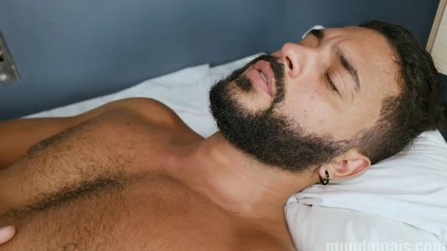 Meu boy queria dar o rabo e ganhar leite e mijo