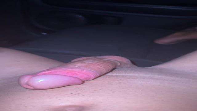 gozando com o novinho da pica rosa