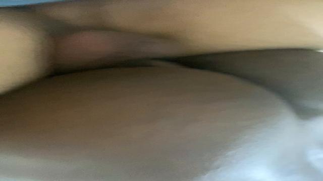 Sentando gostoso no pauzudo