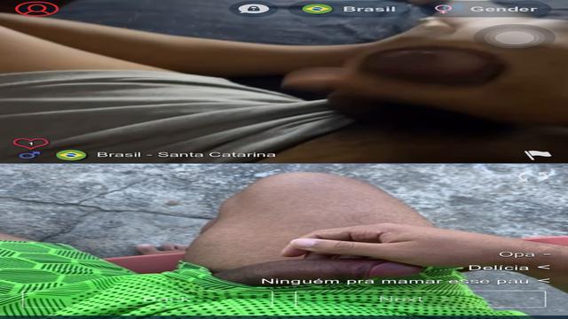 na frente de casa me exibindo no site haha?