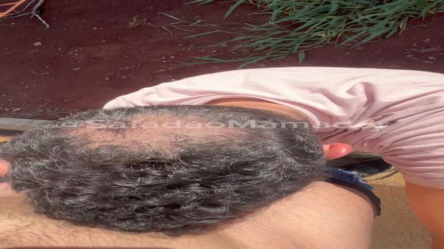 Ganhei leite do gostoso pauzudo no meio da rua 