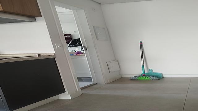 Allan guerra e Inara a doutrinadora.