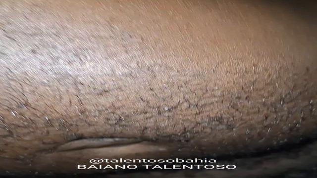 PASSEI NO BAR DESSE COROA NEGAO, ANTES DE SAIR EU DI...