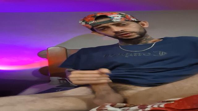 Muito bom amaciar a pica na punheta