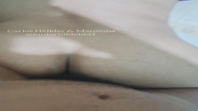 Muita porra no Cuzão do maromba ??
