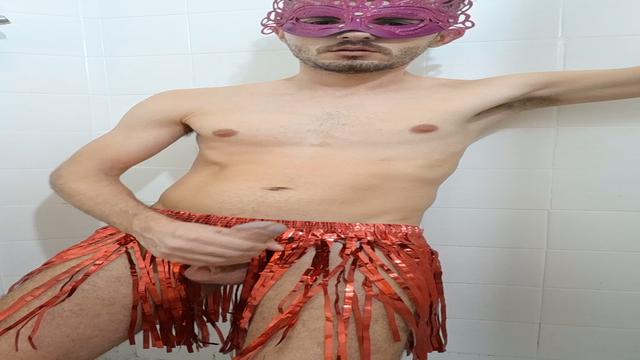 213 - Punheta no banheiro durante o carnaval