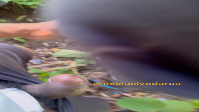 Mal comecei a meter e o cara já gozou 