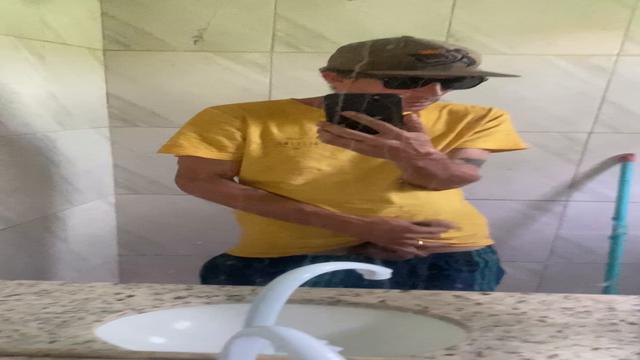 Na festa do fim de semana. 