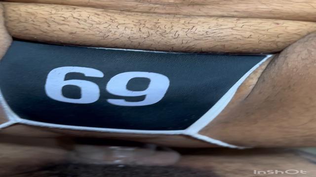 Comendo o viado brocha !!!