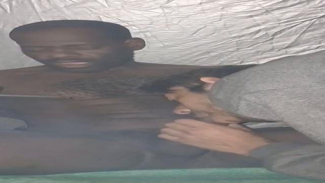Moradores de rua na barraca 