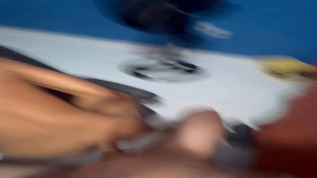 Ninguém em casa eu cheio de tesão acabei comendo o c...