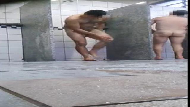 Spy Men's Locker Room 283