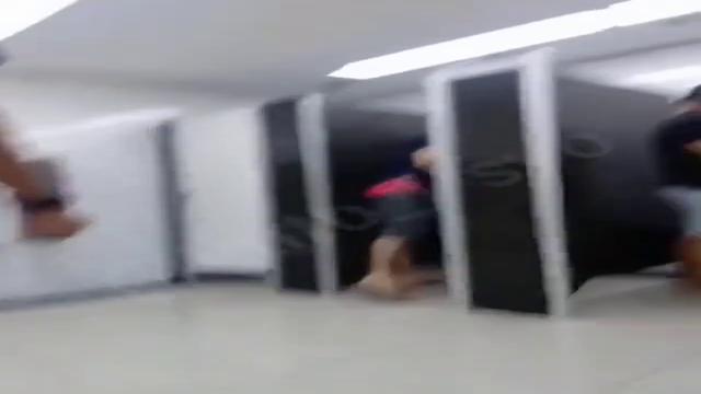 Machos bonitos e pauzudos na maior pegação dentro do...