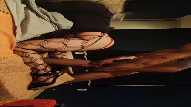 0303-Novinho  deu uma rapidinha depois da balada 