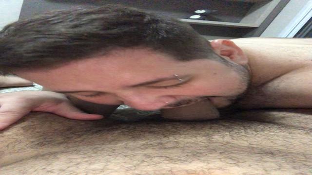 O sabor de ver essa rola crescer ??