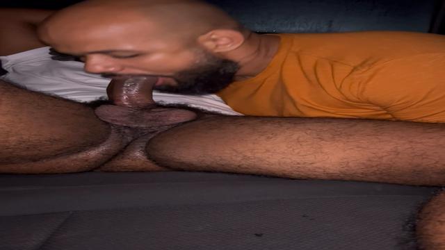 video 222 - mamando a pica do casado peludo da picon...