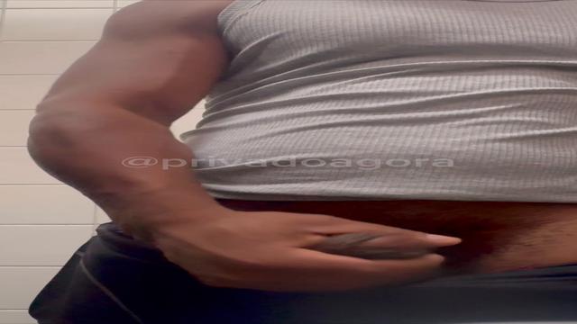 Putaria gostosa na estação  hebraica Rebouças 