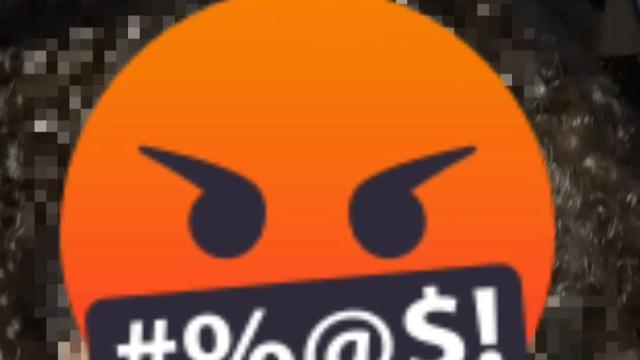 O mavambo meteu a pika na minha garganta 