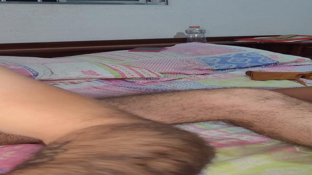 Aquele sexo aleatório com o corno. Pra ele parar de reclamar. 