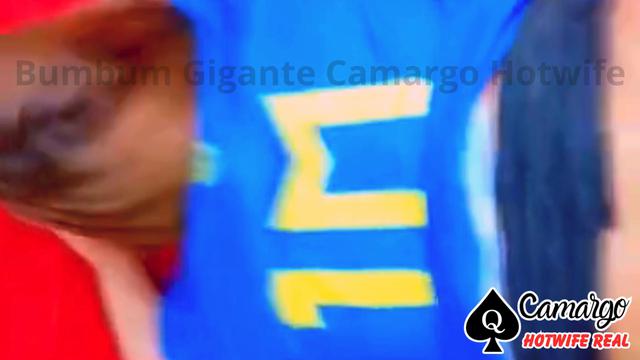 Casada dando para o amante de quatro