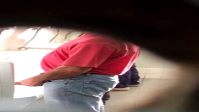 PISSING #302