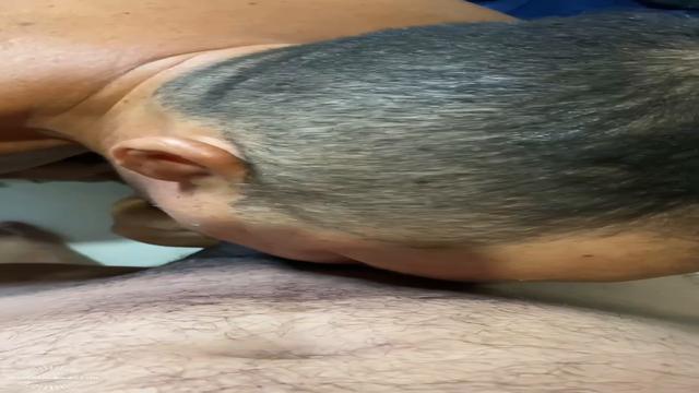 Safadaodoce21cm chupando kct do Rabudodotado26 do Tw...