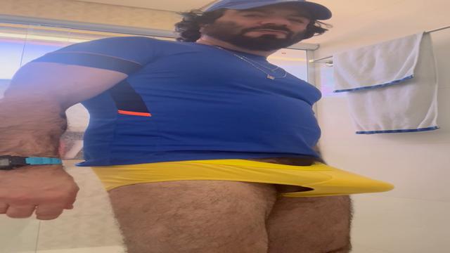 Foi trocar a cueca e o TPT…