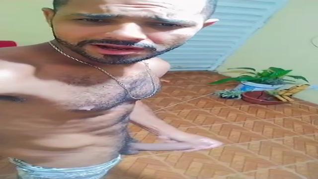 Derramando leite pra vc 