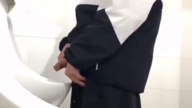 Compilaçao de varias rolas mijando