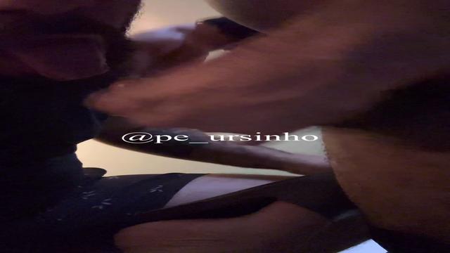 Sessão de mamadas no shopping 