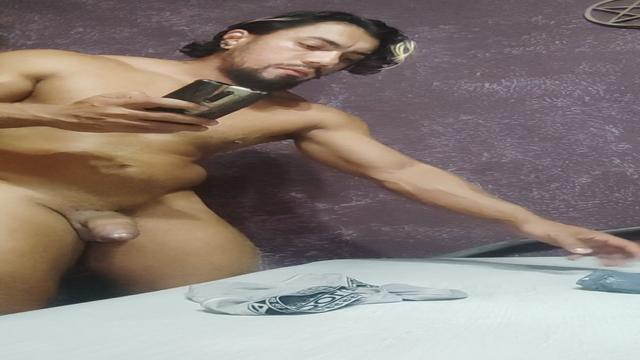 USEI A CUECA DOIS DIAS E GOZEI NELA E ENVIEI VIA SEDEX PRO CLIENTE