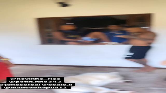 BASTIDORES DA CASA 