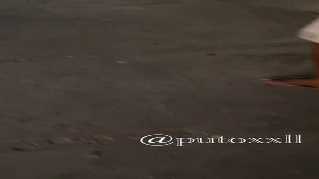 Macho com tornozeleira. Vídeo 1