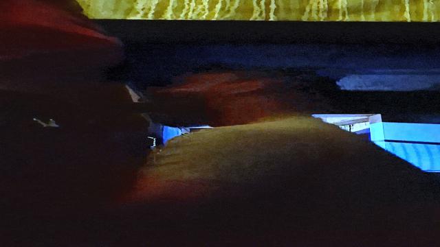 Mamando negao segurança 