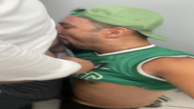 A PEDIDO, AQUI O BANHEIRÃO