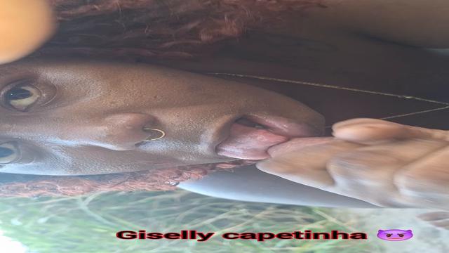 Mamando piroca em abrico