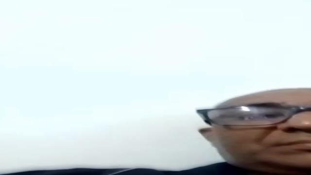 Pastor tímido negão mostrando a rola em breve mais d...