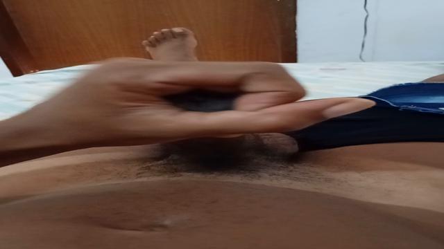 Batendo até gozar 