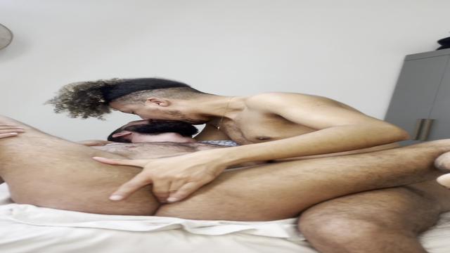 Arrombado pelo dotado.