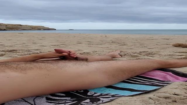 Aproveitando praia vazia